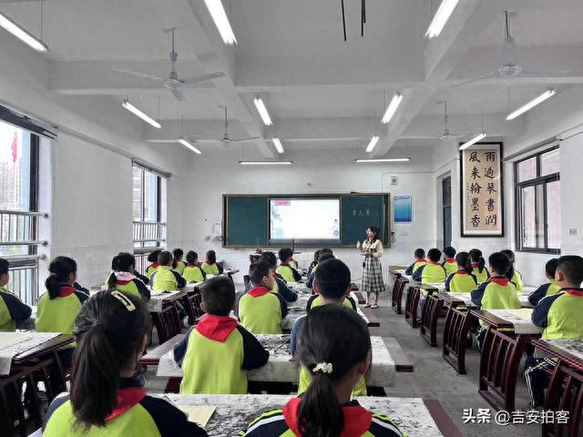 吉州区小学创新项目，引领教育变革，塑造未来之光